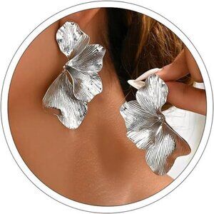Big Statement Earrings Silvery Chunky Earrings for Women Trendy Large Flower